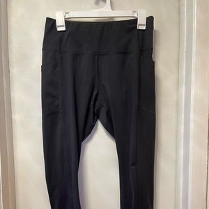 Black workout leggings